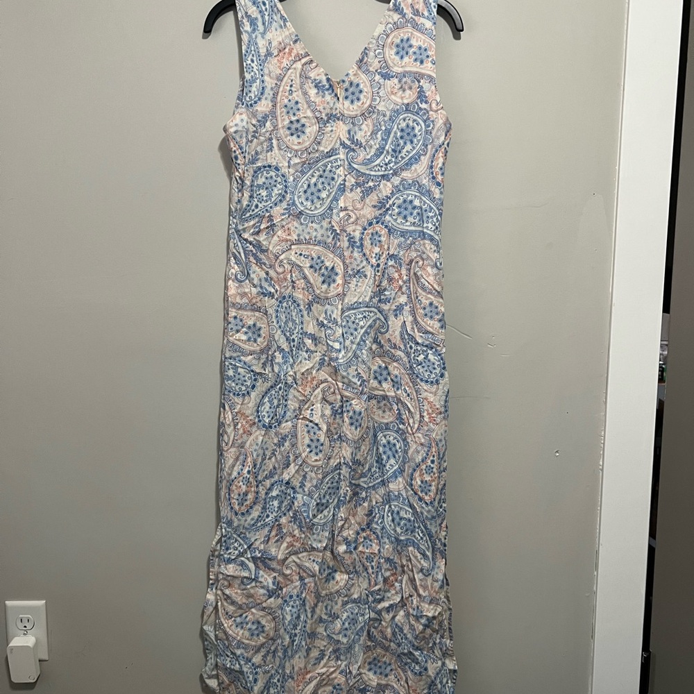 Sleeveless Linen Paisley Maxi Dress in Blue and Cream